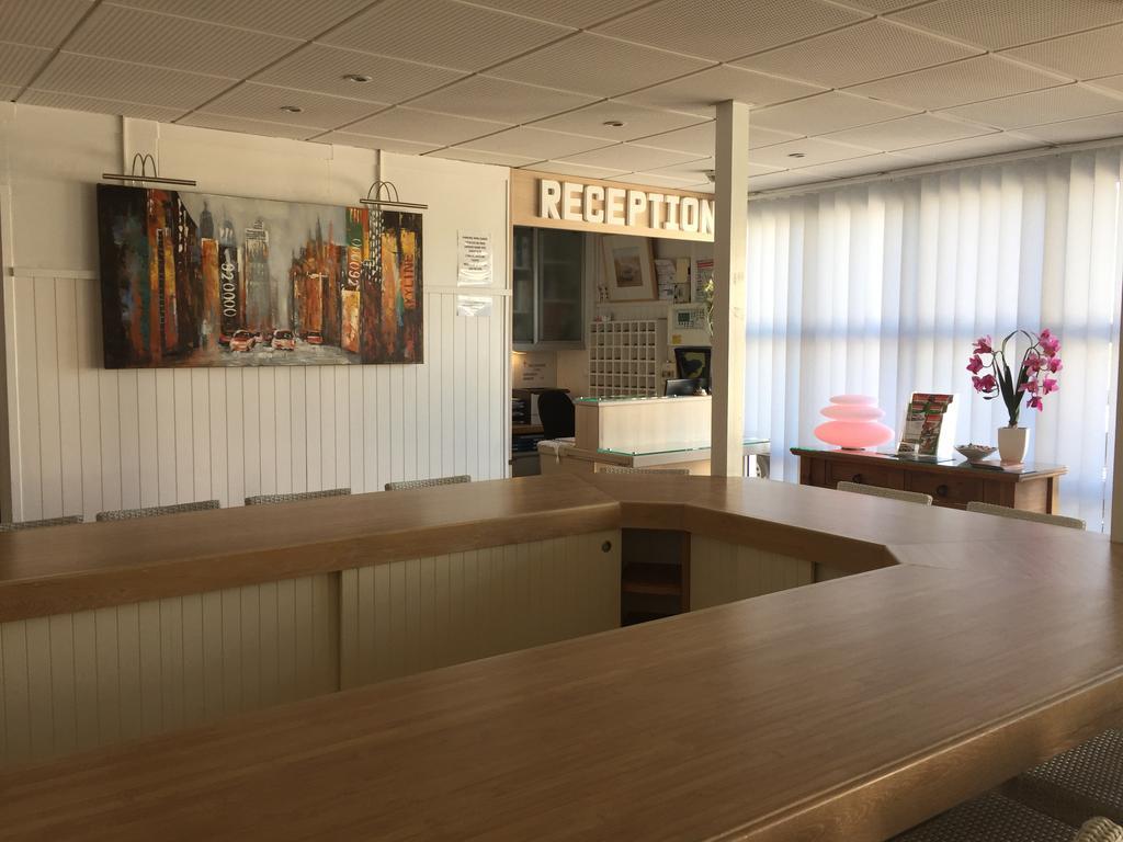 Fasthotel Toulon Кюерс Екстериор снимка