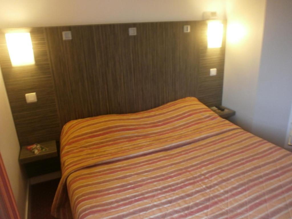 Fasthotel Toulon Кюерс Екстериор снимка