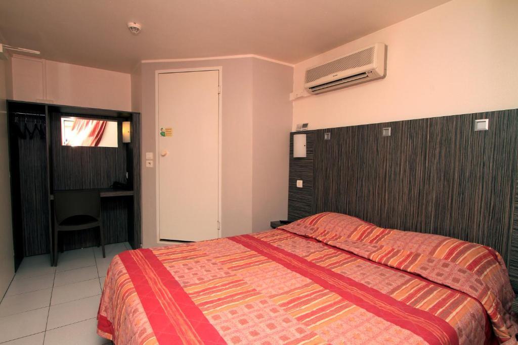 Fasthotel Toulon Кюерс Екстериор снимка